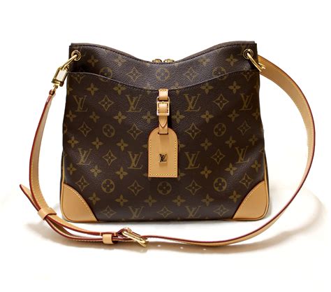 louis vuitton odeon mm bag.